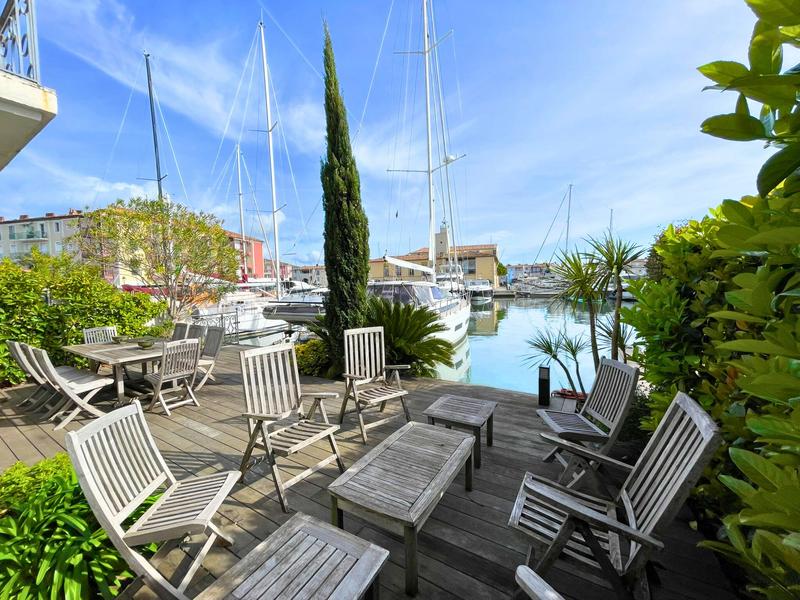 Maison - 200 m² - 7 pièces