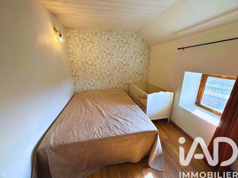 Maison - 177 m² - 7 pièces