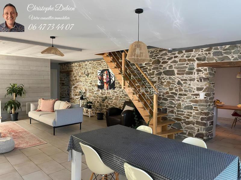 Longère - 203 m² - 8 pièces