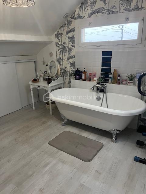 Pavillon - 132 m² - 6 pièces