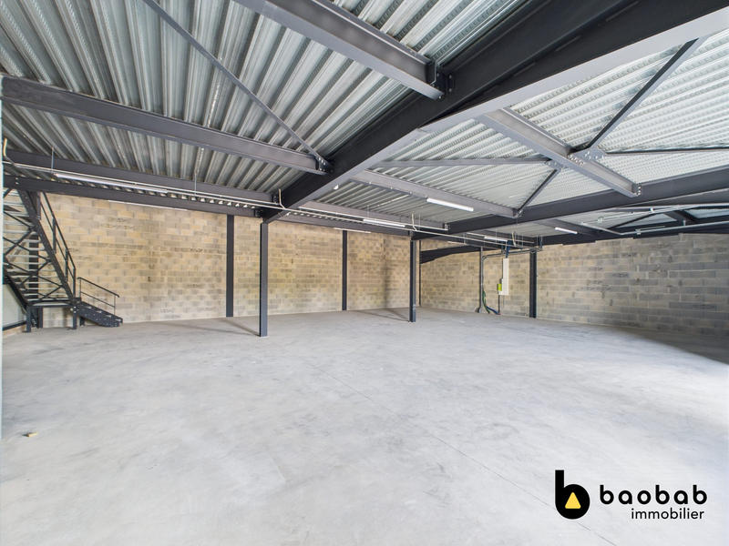 Local d'activités - 400 m²
