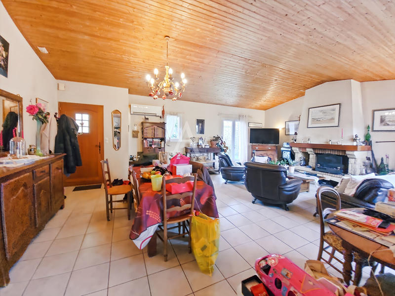 Maison - 98 m² - 4 pièces