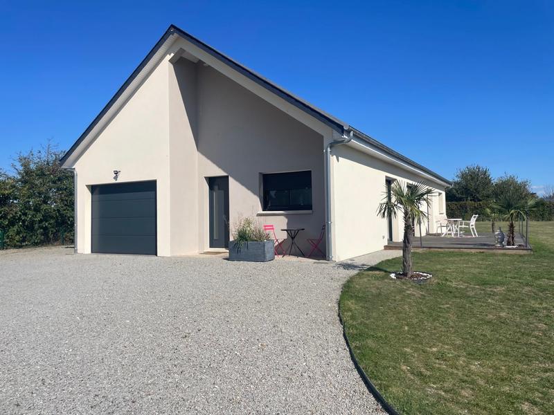 Maison - 105 m² - 4 pièces