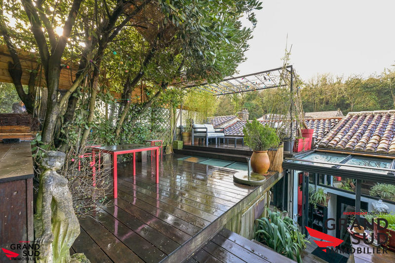 Maison ancienne - 250 m² - 11 pièces