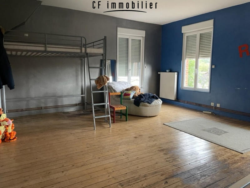 Maison - 210 m² - 7 pièces