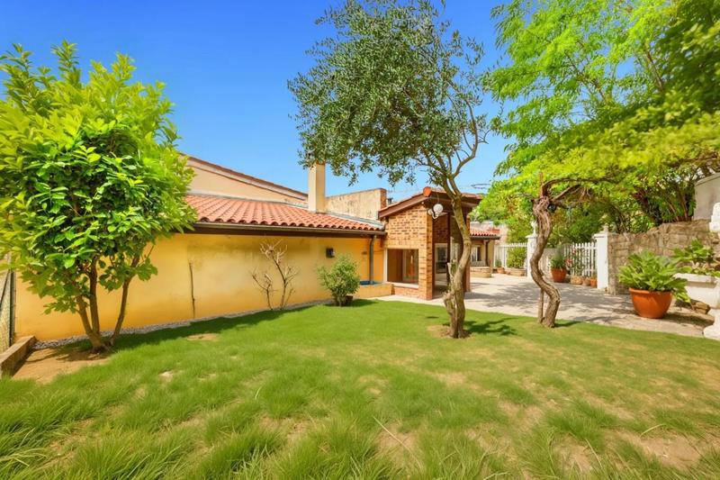 Appartement - 110 m² - 5 pièces