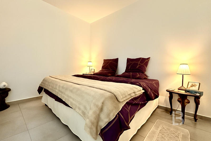 Appartement - 110 m² - 4 pièces