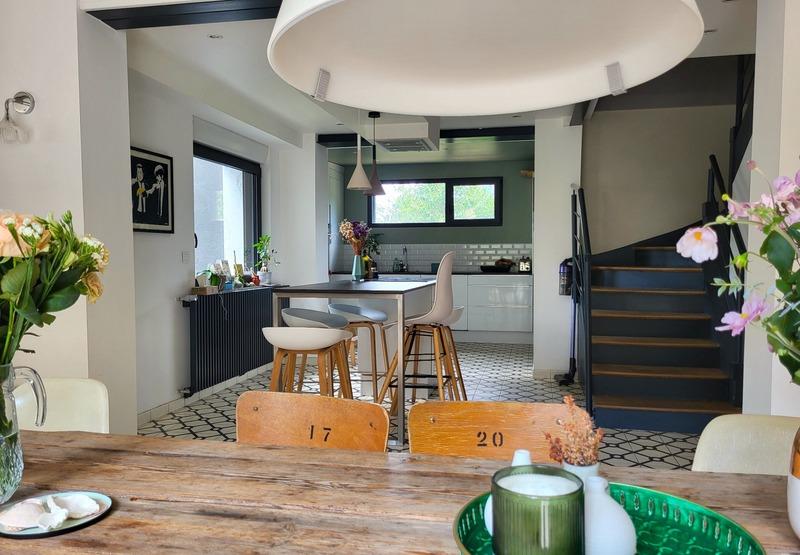 Maison - 203 m² - 7 pièces