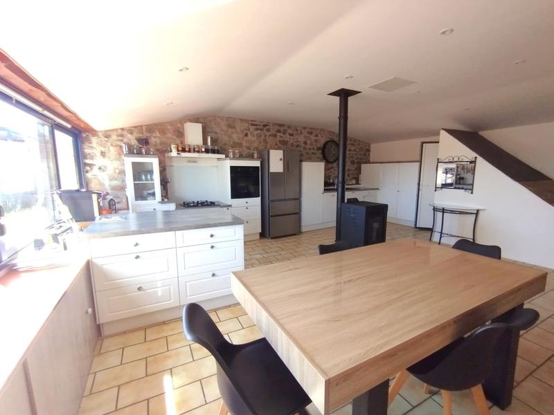 Maison - 93 m² - 3 pièces