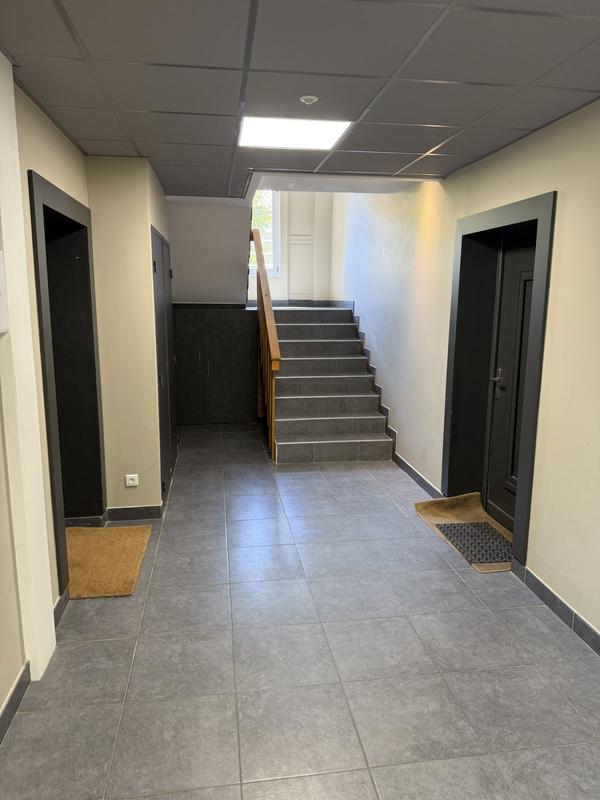 Appartement - 97 m² - 4 pièces