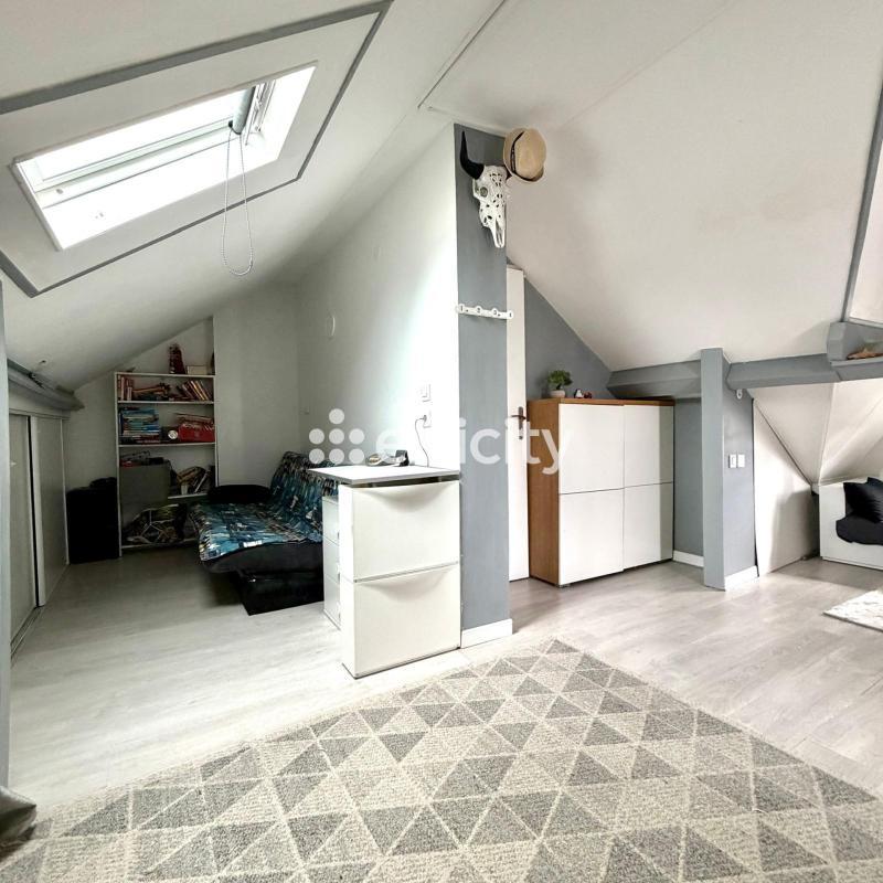 Maison - 106 m² - 5 pièces