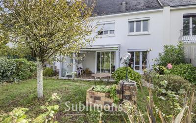 Maison traditionnelle - 125 m² - 6 pièces