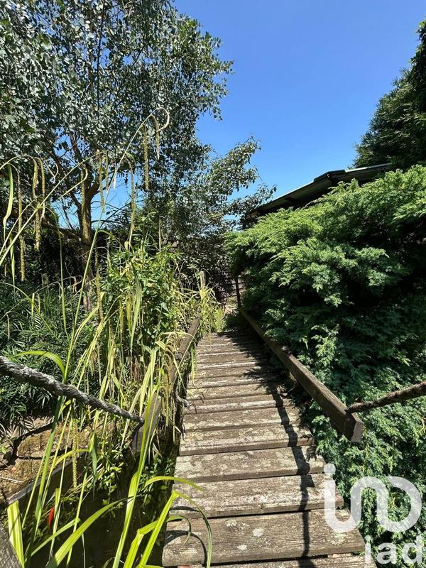 Maison - 130 m² - 8 pièces