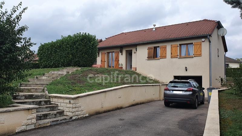 Maison - 80 m² - 4 pièces