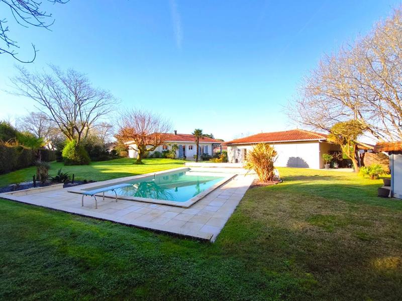 Villa - 193 m² - 7 pièces