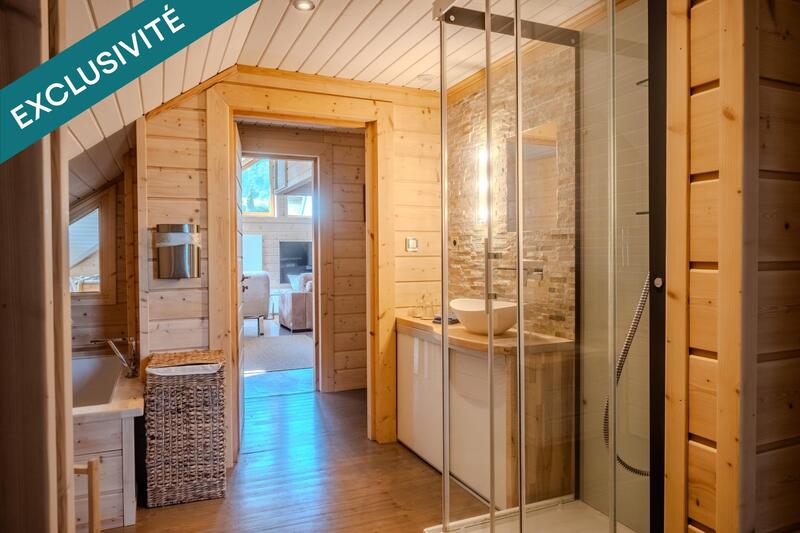 Châlet - 294 m² - 10 pièces