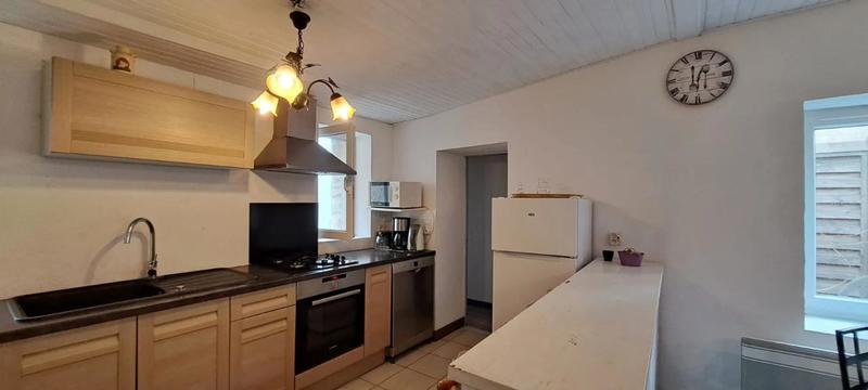 Propriété - 148 m² - 6 pièces