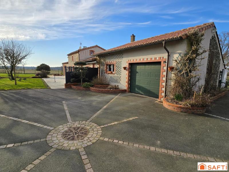 Maison - 137 m² - 5 pièces