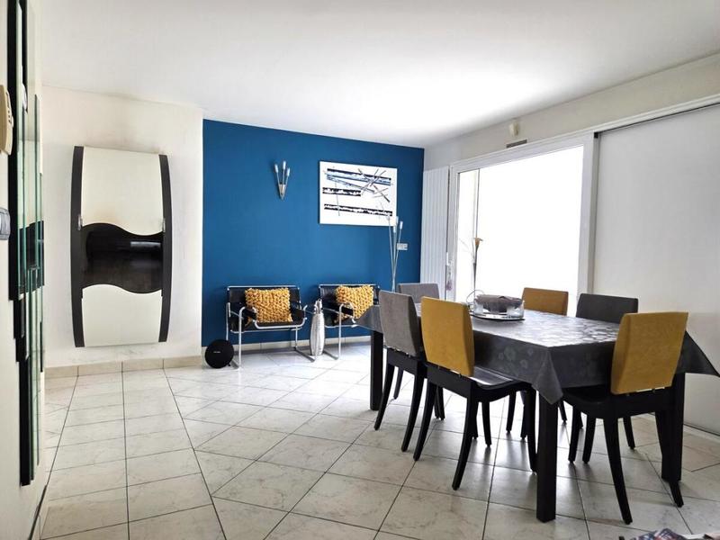 Maison - 121 m² - 6 pièces