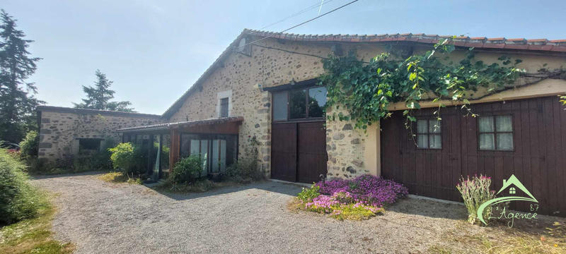 Maison ancienne - 178 m² - 8 pièces