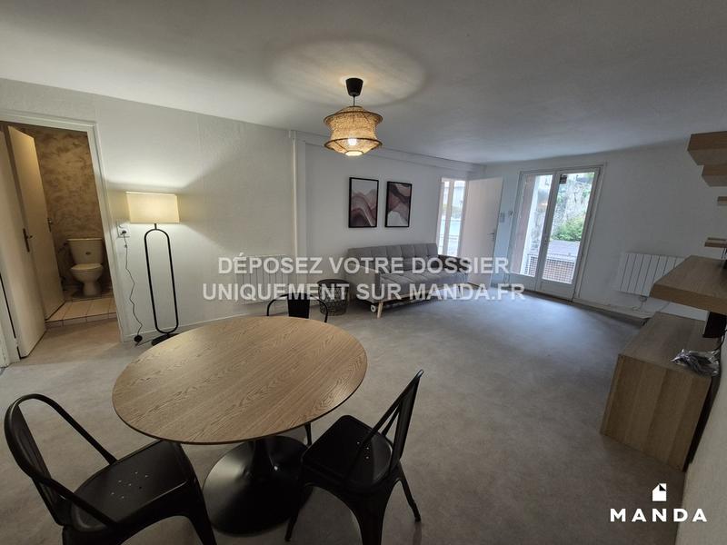 Chambre - 13 m² - 4 pièces