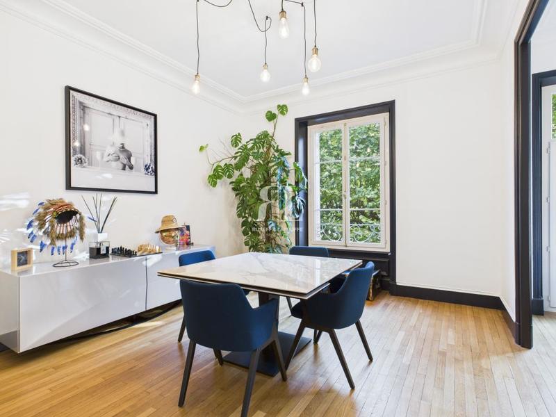 Appartement - 130 m² - 3 pièces