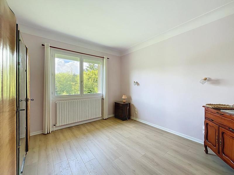 Maison - 212 m² - 5 pièces