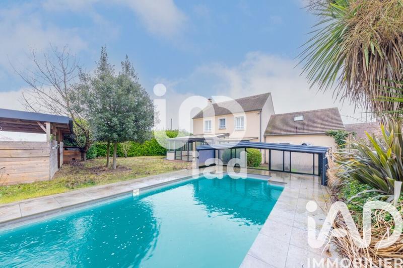 Maison - 180 m² - 7 pièces