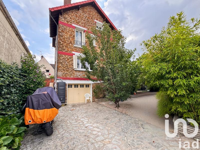 Maison - 113 m² - 5 pièces