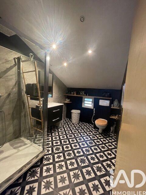 Maison - 170 m² - 7 pièces