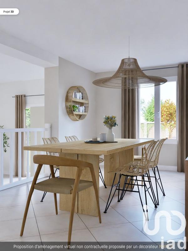 Maison - 230 m² - 8 pièces