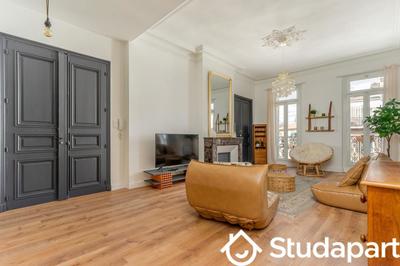 Chambre - 13 m² - 1 pièce