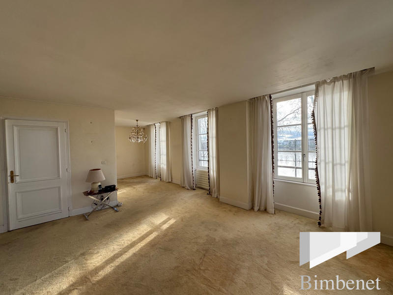 Appartement - 124 m² - 5 pièces