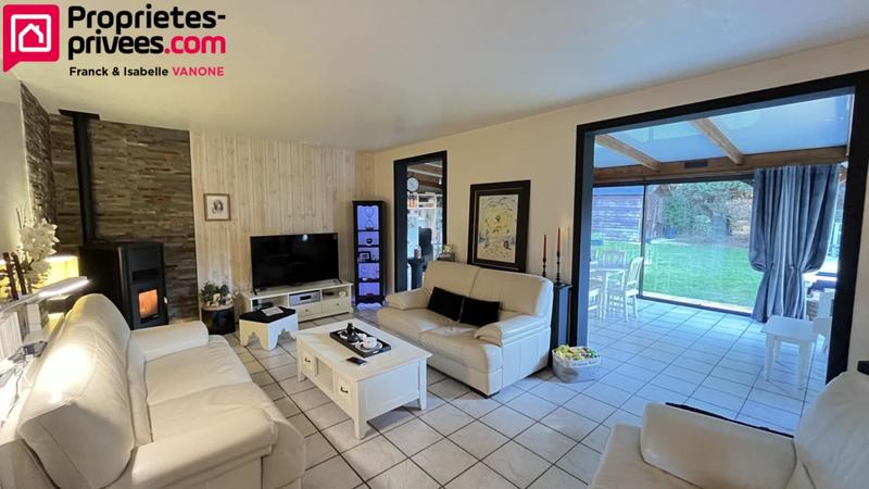 Maison - 166 m² - 6 pièces