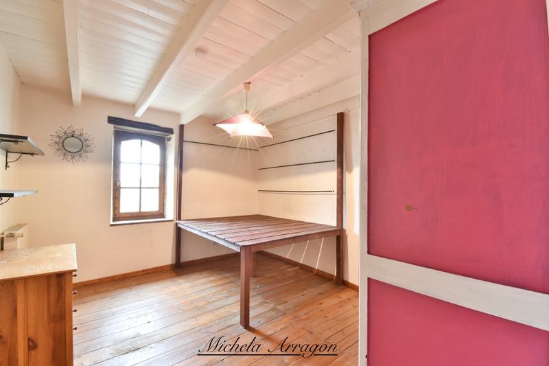 Maison en pierre - 138 m² - 6 pièces