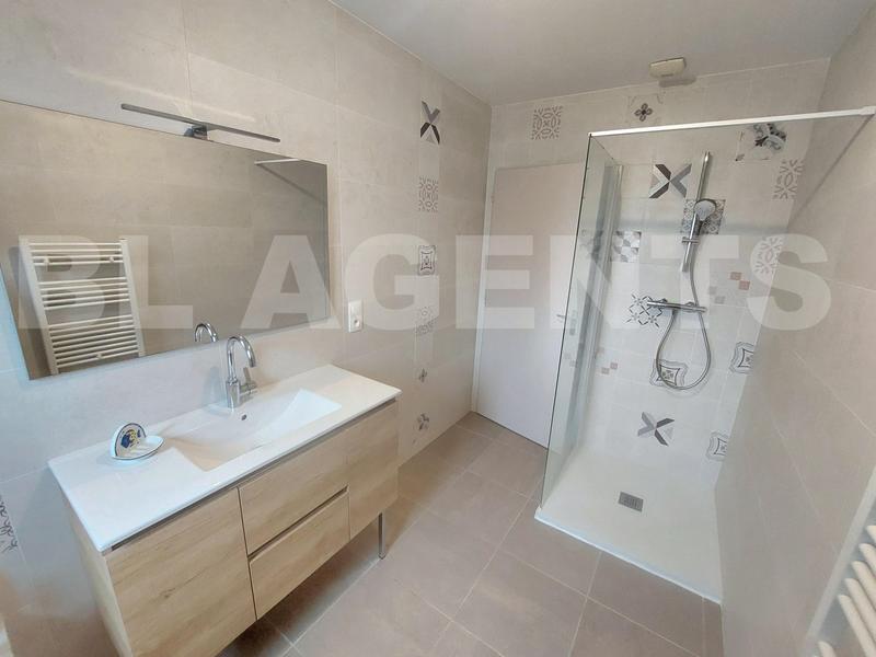 Maison traditionnelle - 80 m² - 3 pièces