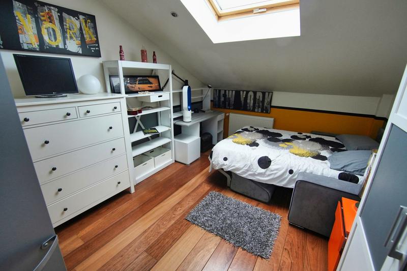 Loft - 246 m² - 8 pièces