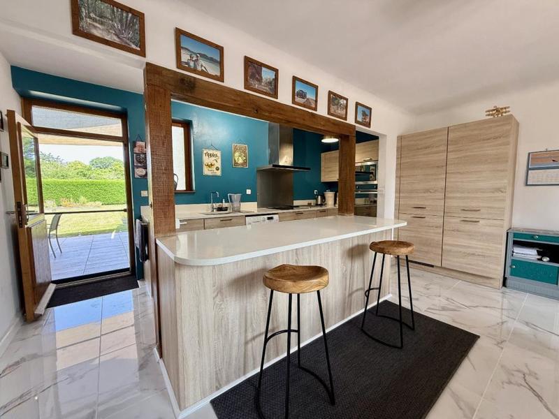 Maison traditionnelle - 164 m² - 6 pièces