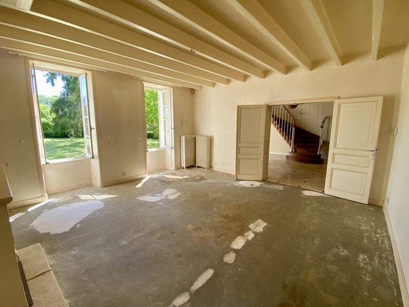 Château - 725 m² - 13 pièces