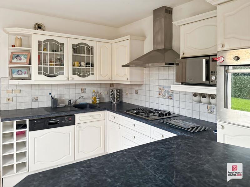 Maison - 100 m² - 6 pièces