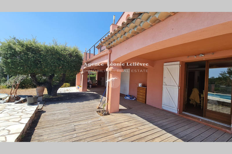 Maison - 180 m² - 5 pièces