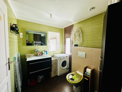 Maison - 90 m² - 3 pièces