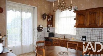 Maison de maîtres - 250 m² - 8 pièces