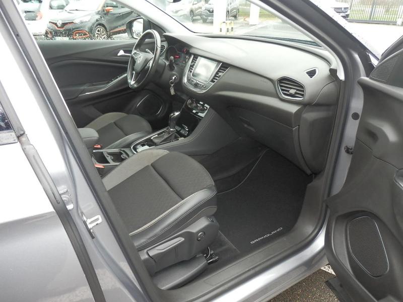 Opel Grandland X Design 130