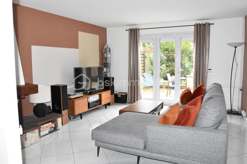 Maison - 102 m² - 5 pièces