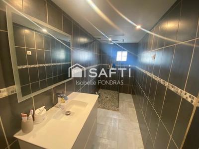 Maison - 92 m² - 4 pièces