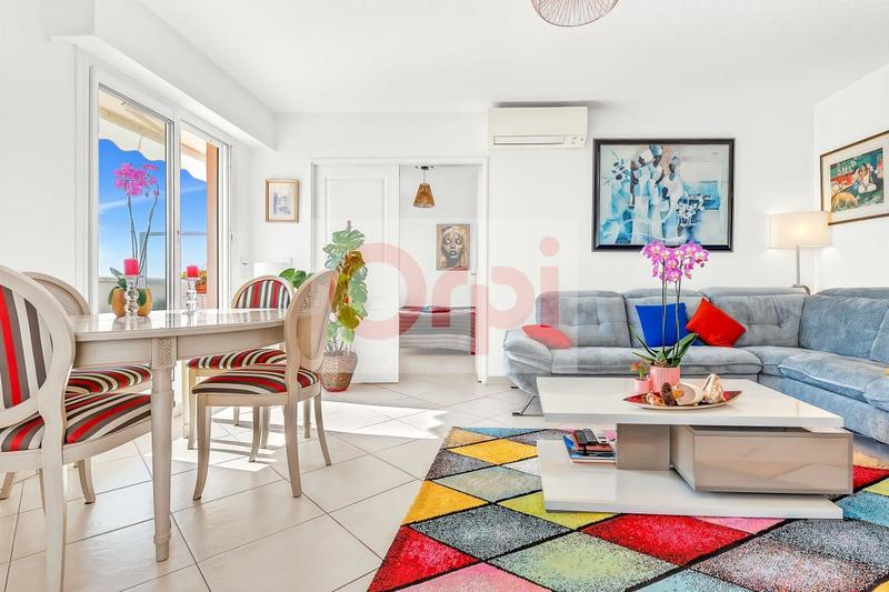 Penthouse - 98 m² - 4 pièces