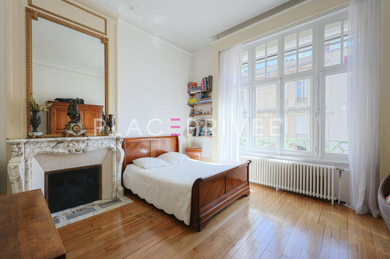 Appartement - 115 m² - 4 pièces