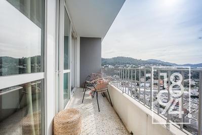 Appartement - 70 m² - 4 pièces