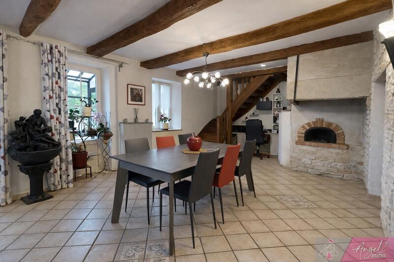 Maison - 253 m² - 10 pièces